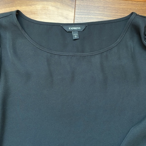 Express Blouse - Picture 3 of 3